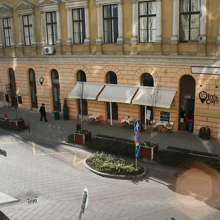 Hostel Walking Bed Market Hall Budapest